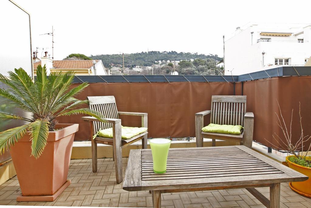 Appartement 6 Personnes Avec Terrasse Le Port Nice Quarto foto